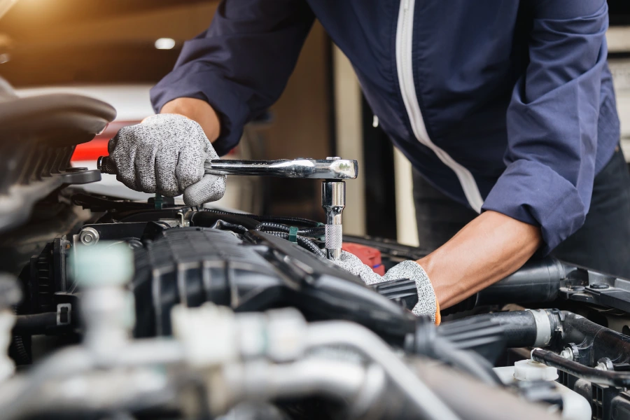 Engine Repair And Fuel Efficiency Factors Baton Rouge, LA
